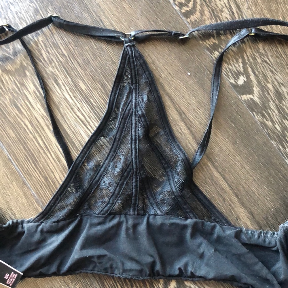 Push Up Racerback Close Front Bra - Picture 4 of 8